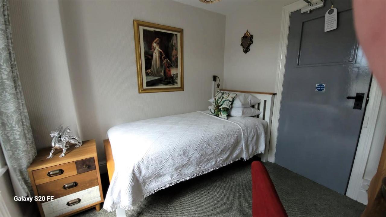Greylands Guest House Llandrindod Wells Kültér fotó